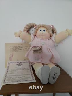 Xavier Roberts Soft Sculpture Cabbage Patch Kids Doll 1983 Little People Papers