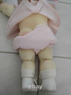 Xavier Roberts Soft Sculpture Cabbage Patch Kids Doll 1983 Little People Papers